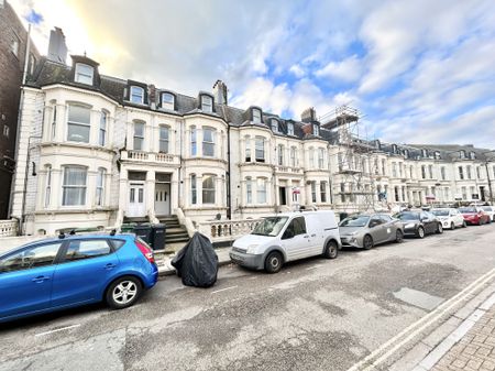 Alhambra Road, Southsea - Photo 4