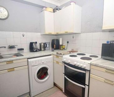 Firle Court, Yeomanry Close, Epsom, KT17 - Photo 2