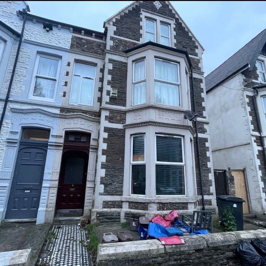 Connaught Road, Cardiff, CF24 - Photo 1