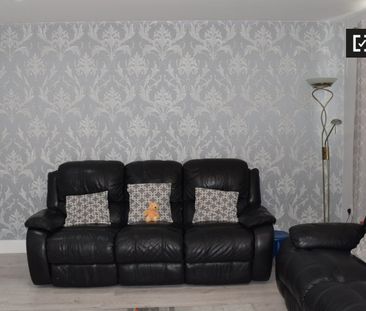 Cosy room to rent in Adamstown, Dublin - Photo 4