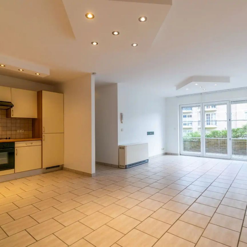 Appartement te huur - Photo 1