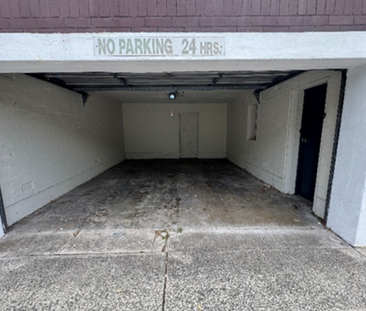 DOUBLE LOCK UP GARAGE FOR RENT $200 PER WEEK! - Photo 1