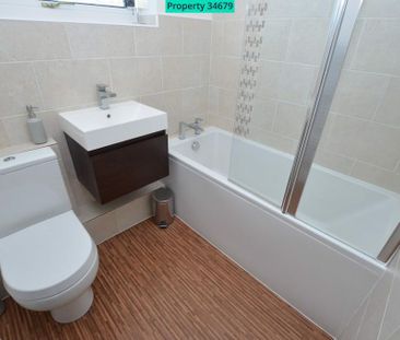 2 bedroom semi-detached house to rent - Photo 6