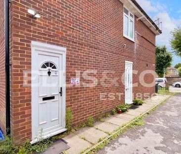 Jordan Road, Perivale, Greenford, UB6 - Photo 2