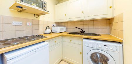 Studio to rent - Photo 3