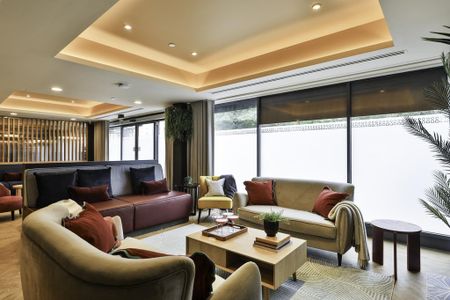 1 bedroom in a flat share to rent - Photo 3