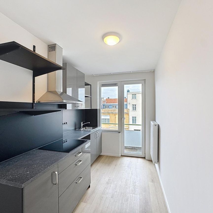 Appartement 1 chambre rénové avec balcon – quartier Juillet/Parc George Henri, Woluwe-Saint-Lambert - Foto 1