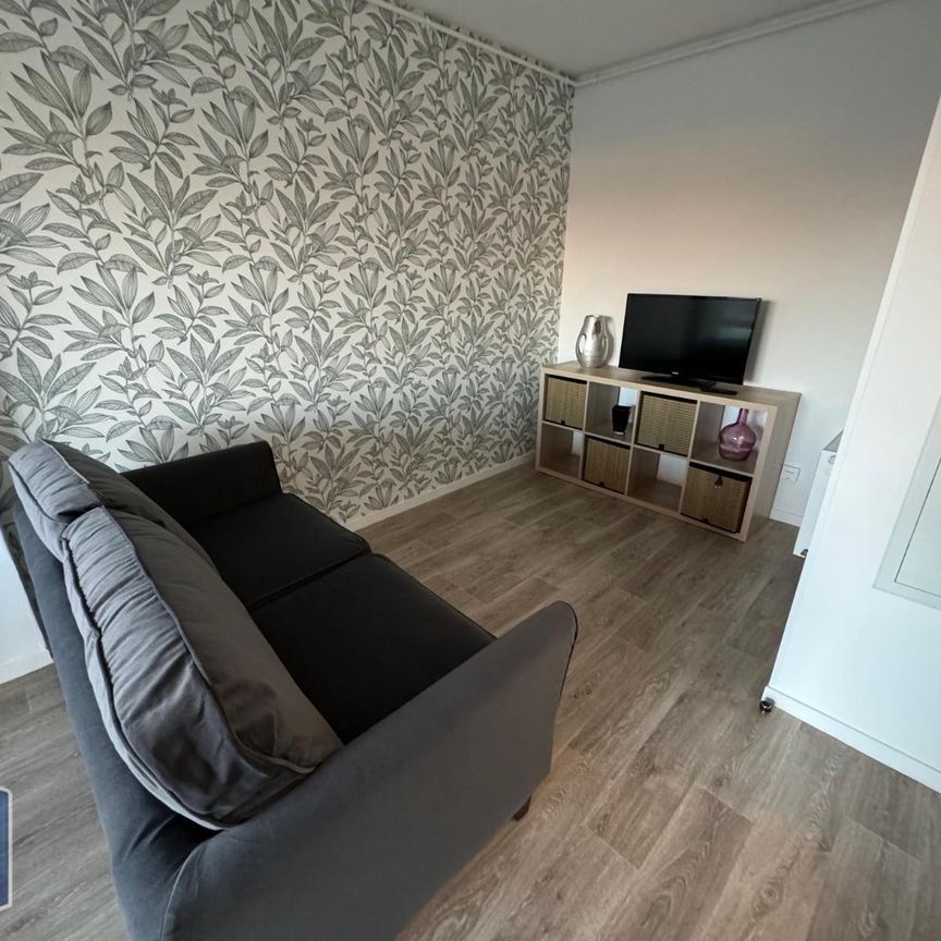 Location Appartement 2 pièces 42m² LOOS 59120 - Photo 1