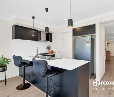 “Modern Family Living in Prime Werribee Location” - Photo 6