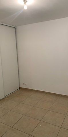 Appartement Nimes avec terrasse " rue Descartes", - Photo 1