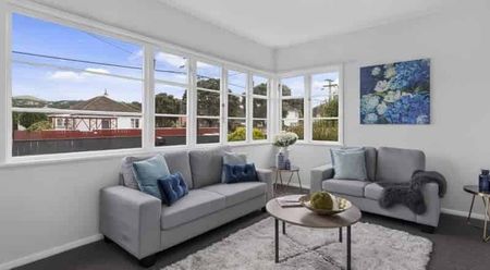 Sunny beautiful house close to all amenities - Photo 4