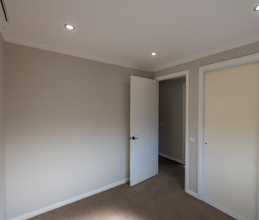 1/3 Jaguar Drive, Clayton VIC 3168 - Townhouse For Rent | Domain - Photo 5