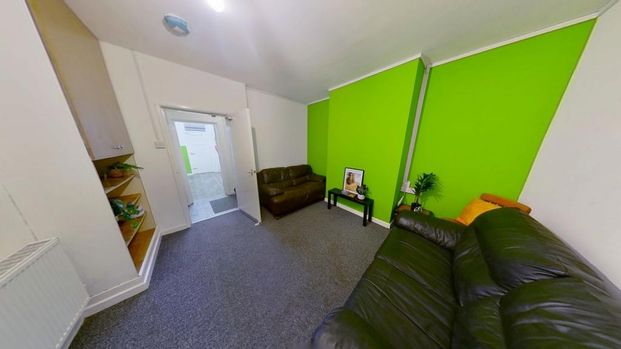 6 bedroom house to rent - Photo 1