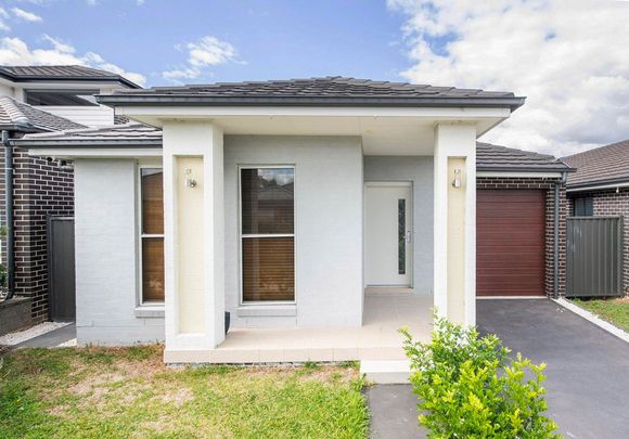 Perfect Family Home in Prime Location - Photo 1