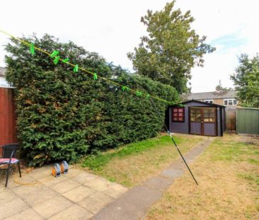 3 bedroom terraced house to rent - Photo 5