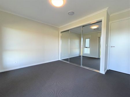 Beautiful Low Maintenance Living - Photo 4