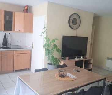 Location Appartement 2 pièces 53m² GRENAY 62160 - Photo 1