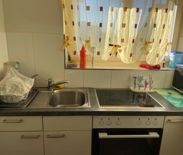 einfache Wohnung mit Balkon - Foto 3