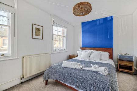 3 bedroom terraced house to rent - Photo 4