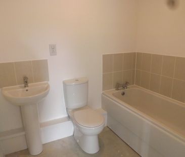 Broadhurst Place, Basildon - Photo 5