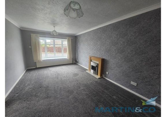 2 bedroom detached bungalow to rent - Photo 1