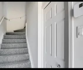 1 room apartment of 111m² in Gatineau - Photo 1
