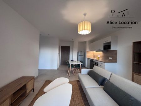 Location Appartement 2 pièces 42m² THONON LES BAINS 74200 - Photo 3