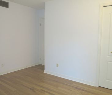 For Lease - 38 Orkney Crescent, London North, Ontario - Photo 4