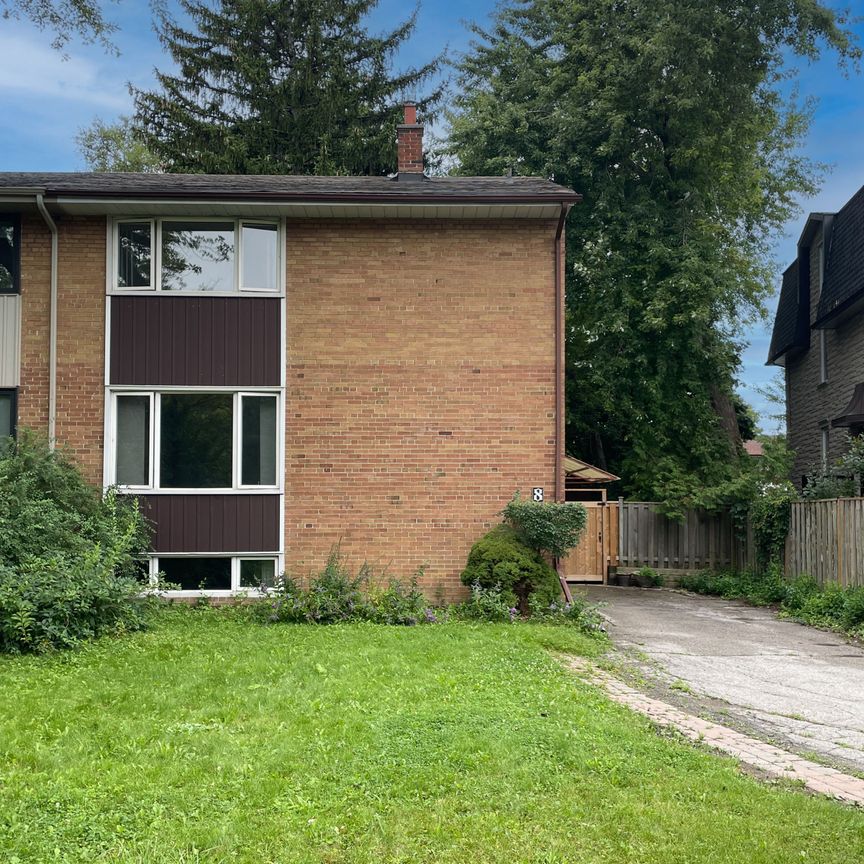 For Lease - 8 Birchbank Lane, Toronto, Ontario - Photo 1