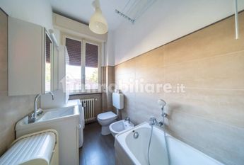 Quadrilocale via La Spezia 33, Ospedale - Volturno, Parma