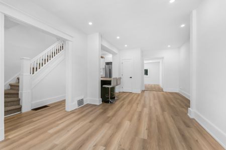 For Lease - 5 GILCHRIST Avenue, Tunneys Pasture and Ottawa West, Ontario - Photo 2