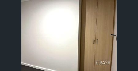 4x1 House in Armadale with Sheds. - Photo 4