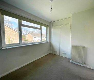 2 bedroom end of terrace house to rent - Photo 5