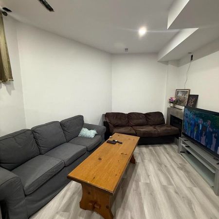 For Lease - 25 Hearth Place Unit# Basement, Toronto, Ontario - Photo 3