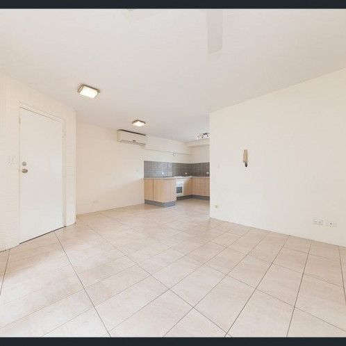 2bedroom nice home at toowong - Photo 1