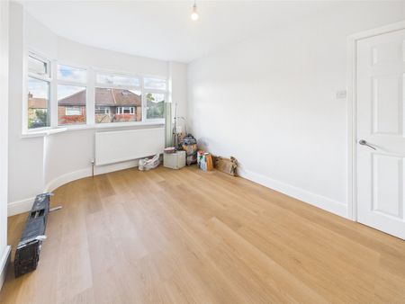 Cheltenham Avenue, Twickenham, TW1 - Photo 4