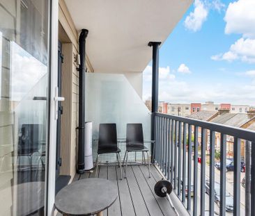 1 bedroom flat to rent - Photo 3