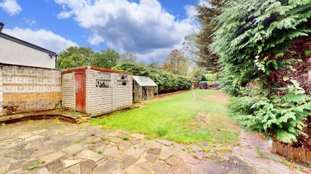 3 bedroom semi-detached house to rent - Photo 5