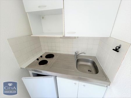Location Appartement 1 pièce 22m² CLERMONT FERRAND 63000 - Photo 3