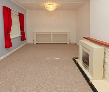 Bungalow to rent on - Photo 4