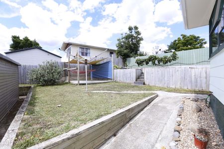 Family Home in Pukete - Photo 2