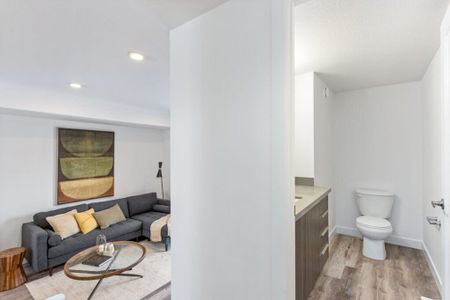 Edmonton Unfurnished townhouse Rental in West Jasper Place - Dual Master Bath Brand New Townhome! - Photo 2