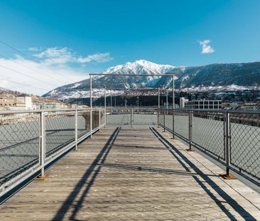 "Spacious living with exclusive finishes!" - Photo 5