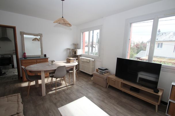 Location Appartement 4 pièces 69m² DECIZE 58300 - Photo 1