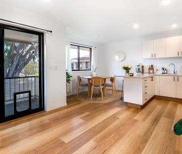 9/22-24 Duet Drive, Mermaid Waters QLD 4218 - House For Rent - $850... - Photo 2