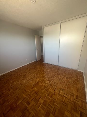 For Lease - 123 Bloor Street Unit# 307, Oshawa, Ontario - Photo 4