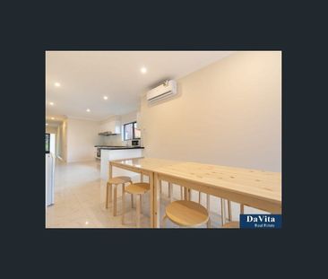 FULLY FURNISHED STUDIO, PERFECT FOR STUDENTS - Photo 1