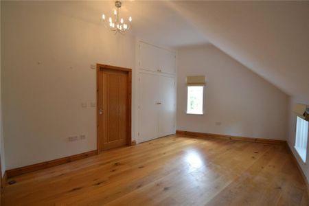 3 bedroom detached house to rent - Photo 4