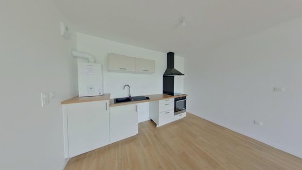 Location Appartement 4 pièces 85m² POITIERS 86000 - Photo 1