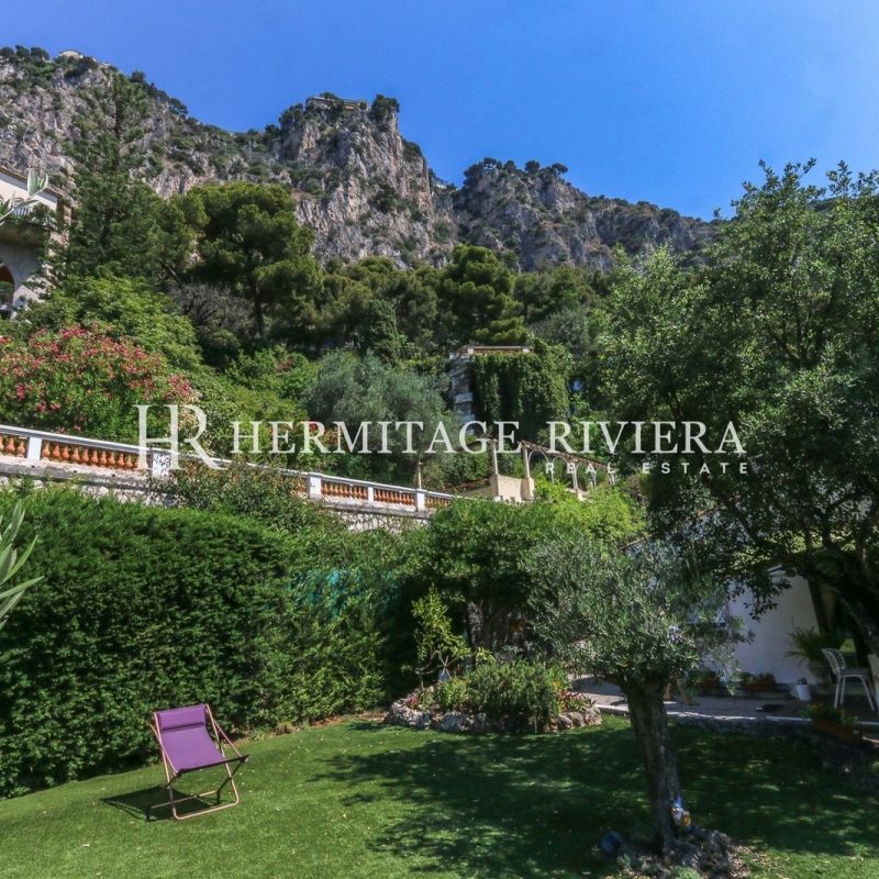 Swimming Pool – Garden – Sea and Mountain Views - Photo 1